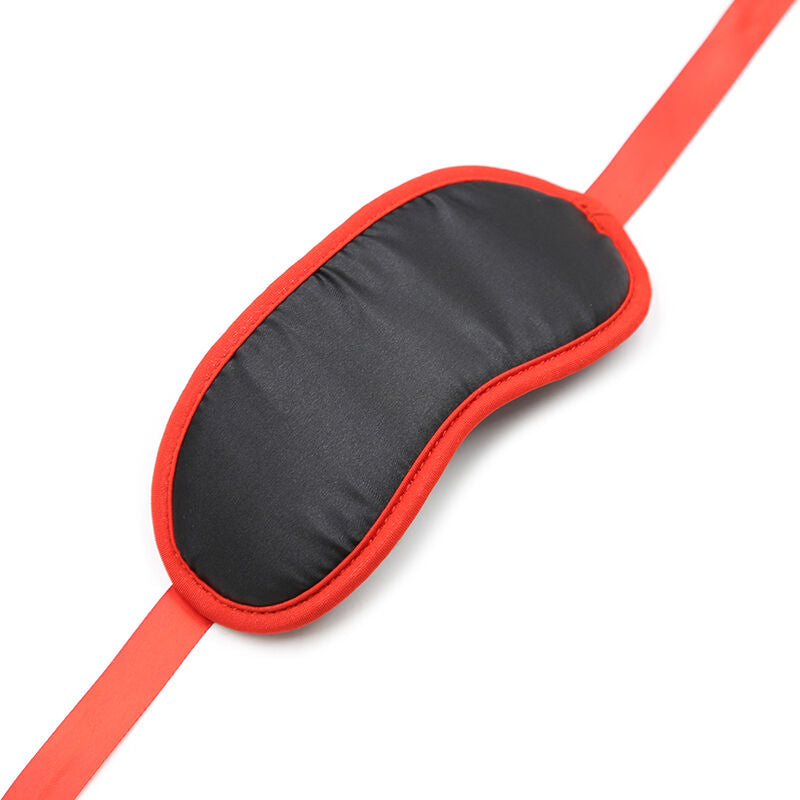 Bords rouges noir fetish
